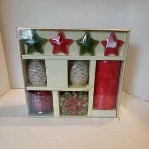 Christmas Red and Green Stars Pine Cone Candles, Set  Retro NIB